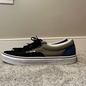 Vans Authentic Slim Multicolored - Size 12